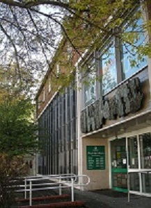 Weybridge Library exterior