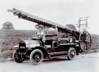 Dennis fire engine for Reading Corporation, c.1910. SHC ref 1463/PHTALB/1/1 f83 191
